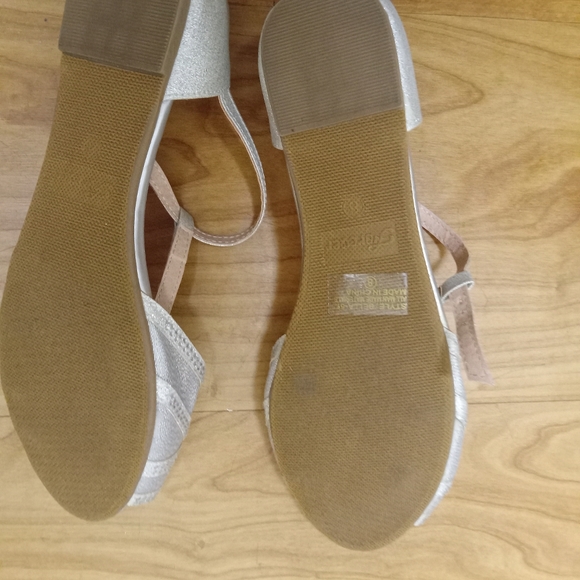 Forever sandals - Picture 2 of 3